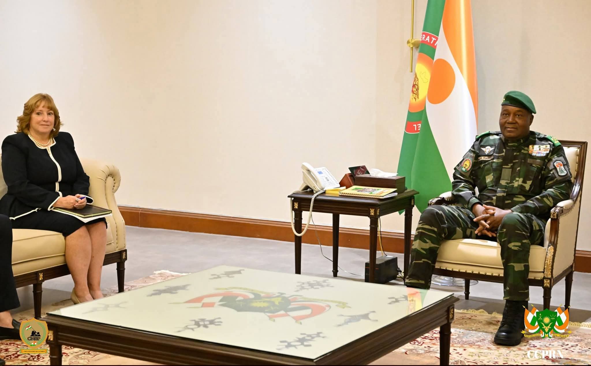 Diplomatie : L’Ambassadrice Kathleen FitzGibbon fait ses adieux au Président Tiani